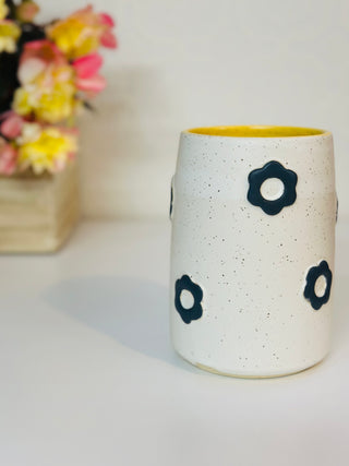 Vase with yellow liner