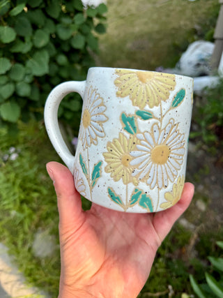 Mom’s Daisies in white