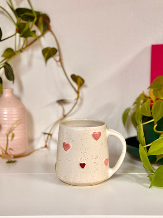18oz Rainbow Mug (sm Heart)