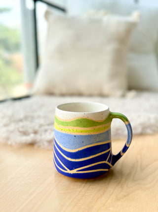18 oz Waves mug