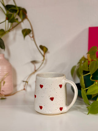 18oz red Mug (sm Heart)