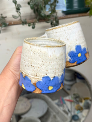 14 oz Blue Daisy
